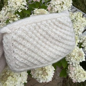 The Daisy Clutch Midi af belongstomymom