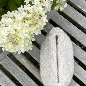 The Daisy Clutch Mini af Belongstomymom