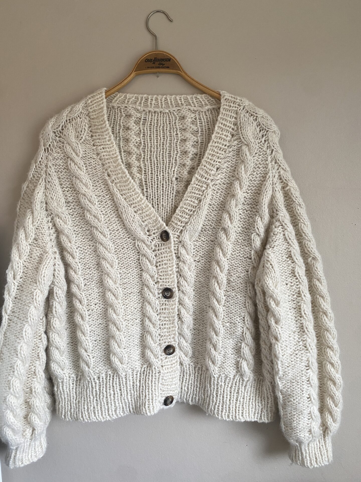 Chunky Tuesday Cardigan