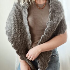 Vigga Shawl er et strikket sjal / tørklæde