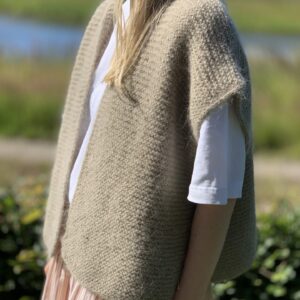 Limfjord Wrap strikket i 2 tråd Suri Alpaca fra Lang Yarns
