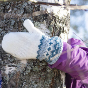 Embla Mansjettvotter af Strikkezilla
