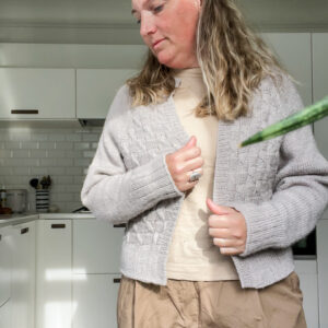 Flette Cardi by Dorte Bak