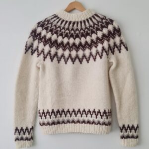 Stapavik Sweater (EN) by Knitter from Iceland